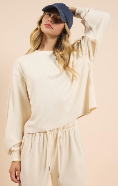 Sadie & Sage Warm Cream Balloon Sweatshirt