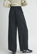 Sadie & Sage Black Pleat Pants